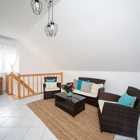 Hébergement de vacances Oliva 8 Fos Balatoni Nyaralo Balatonakarattya