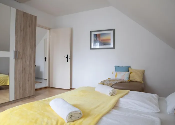 Oliva 8 Fos Balatoni Nyaralo *