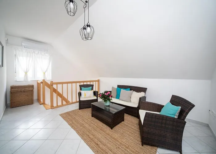 בית נופש Oliva 8 Fos Balatoni Nyaralo בלטונקראטיה