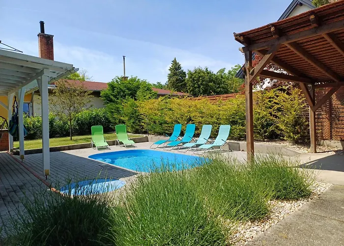 Oliva 8 Fos Balatoni Nyaralo *