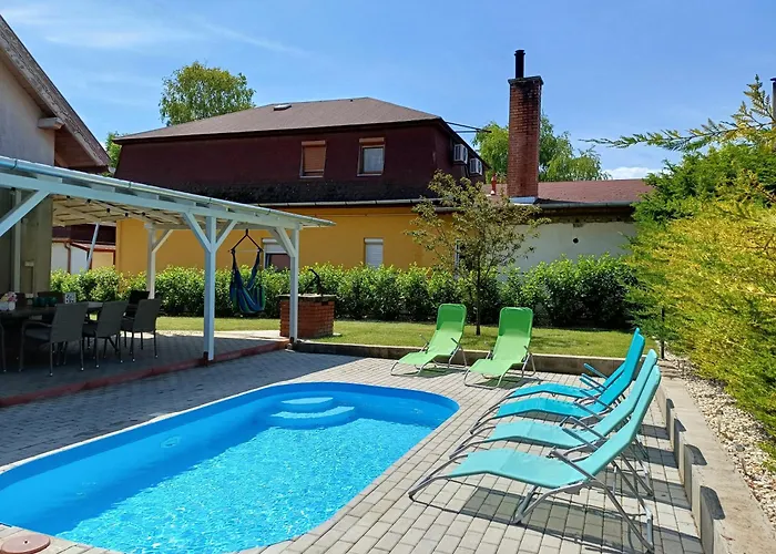 Oliva 8 Fos Balatoni Nyaralo בית נופש בלטונקראטיה