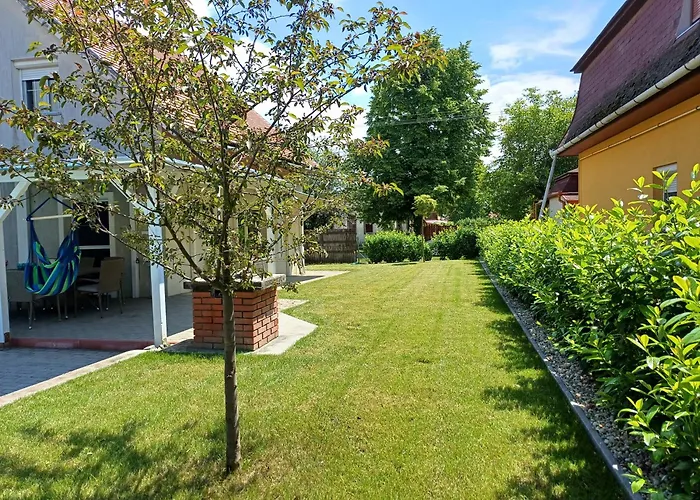 Oliva 8 Fos Balatoni Nyaralo *